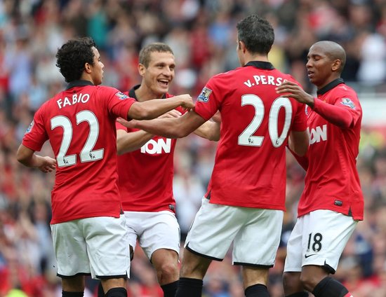 乔治并肩作 乔治并肩作